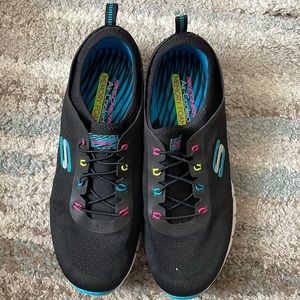 Skechers woman size 11